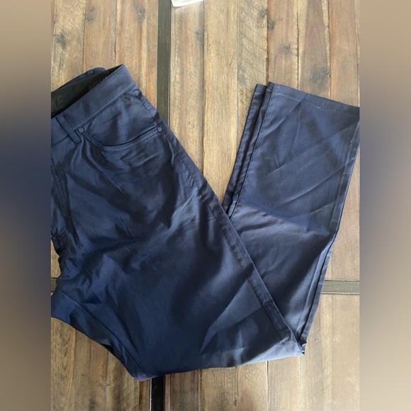 Nike Other - LIKE NEW Nike golf PANTS  Dri Fit  PANTS Slim golf pants flex stretch Size 34x32